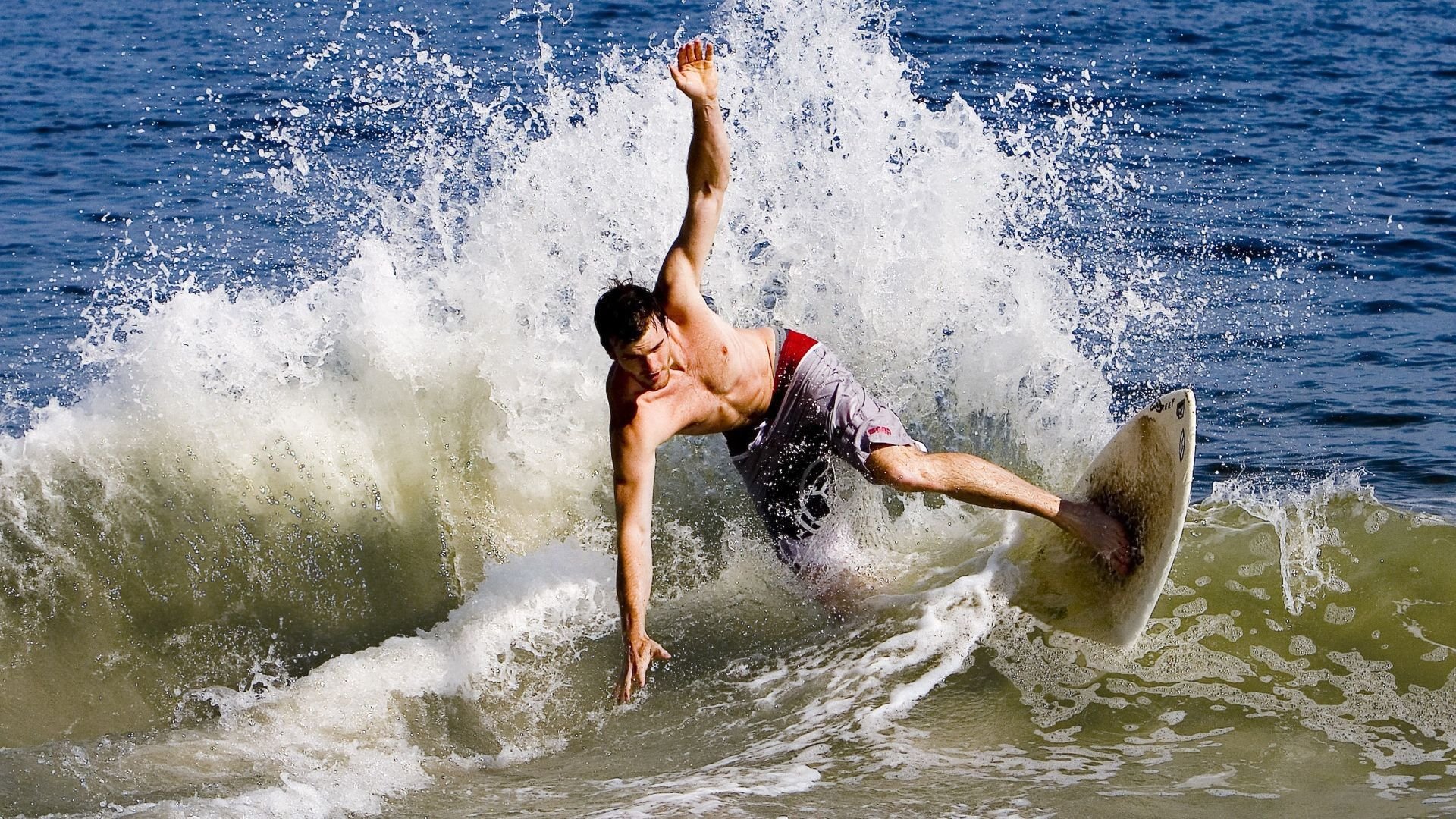 选手冲刺阶段划水频率激增,冲刺型选手